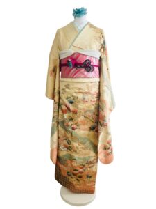 オランダ振袖‗落ち着いた金色