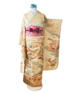 オランダ振袖‗落ち着いた金色