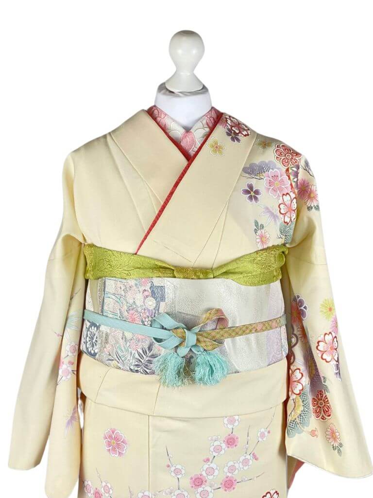 【訪問着　HOUMONGI】 クリーム色　桜に松竹梅　小さな秘密の小箱をそえて★ポリエステル袷