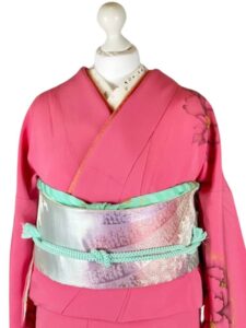 【訪問着　HOUMONGI】モダン着物　牡丹色（マゼンタピンク）　咲き誇る大輪の牡丹★正絹袷