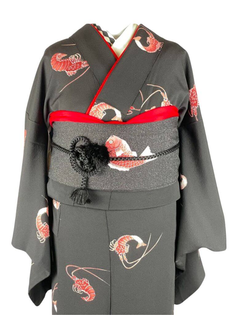 【小紋 KOMON】 黒緑色　縁起が良すぎる伊勢海老尽くし★正絹袷