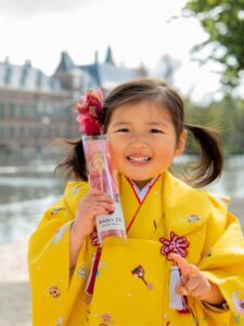 【七五三Girl女の子　3歳/5歳】 黄檗色（きはだいろ）に鞠やうさぎ