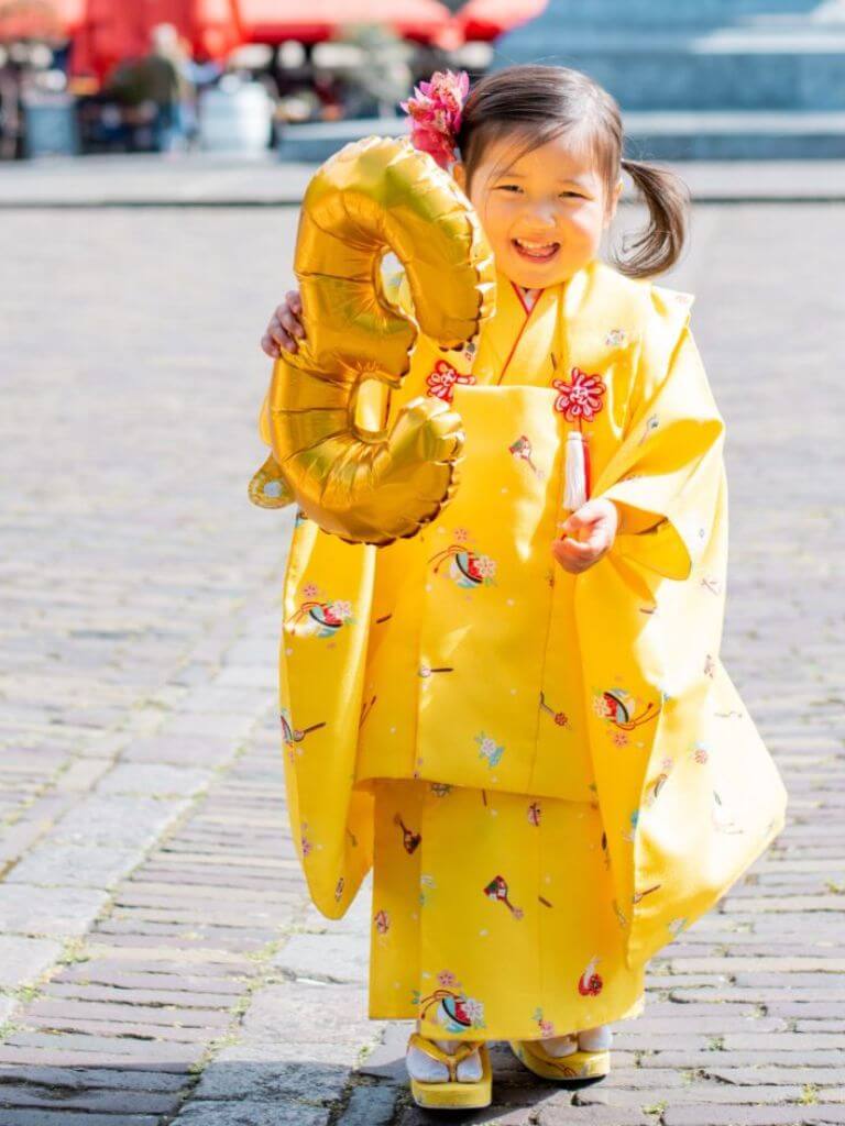 【七五三Girl女の子　3歳/5歳】 黄檗色（きはだいろ）に鞠やうさぎ