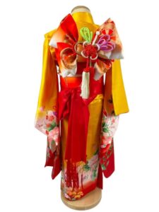 【七五三Girl女の子　7歳/5歳】山吹色・慶びの花と蝶に鶴