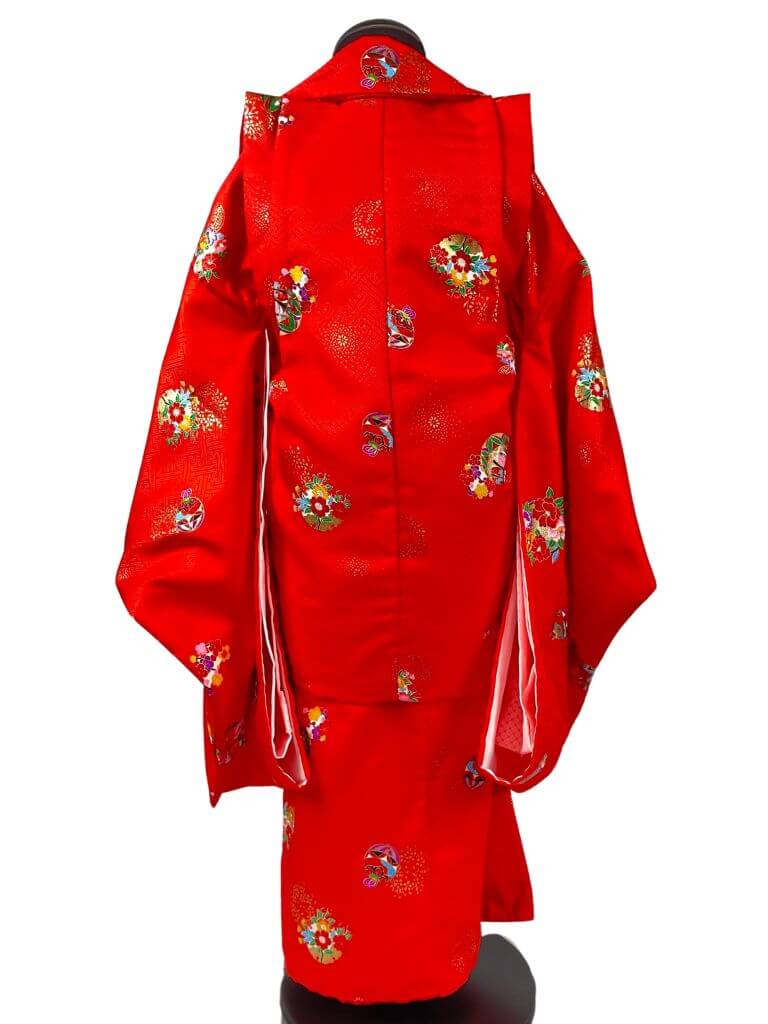 【七五三Girl女の子 3歳/5歳】 赤橙に毬柄 紗綾形(さやがた)文様の地紋