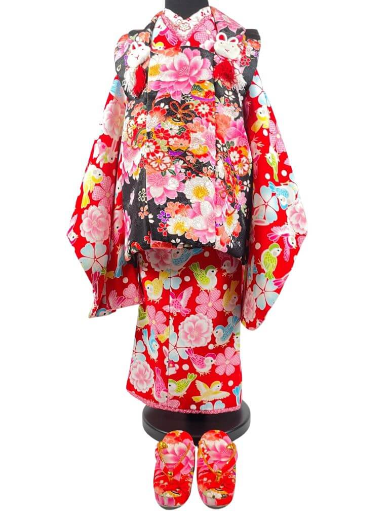 【七五三Girl女の子　3歳/5歳】 昭和レトロ　朱赤に遊ぶ 子すずめと子うさぎ