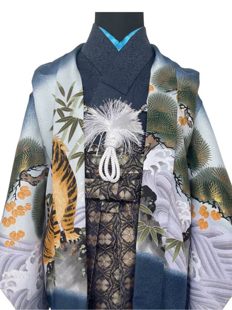 【七五三Boy男の子　3歳】紺ぼかしに吠える虎と鷹の競演