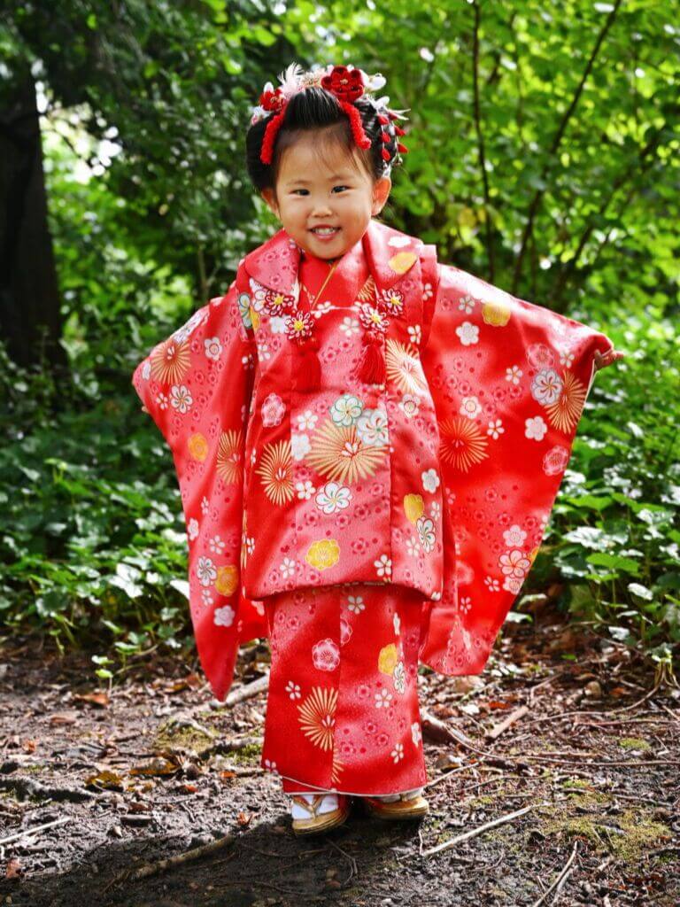 【七五三Girl女の子　3歳/5歳】猩々緋色（しょうじょうひいろ）のぼかし　 ねじり梅