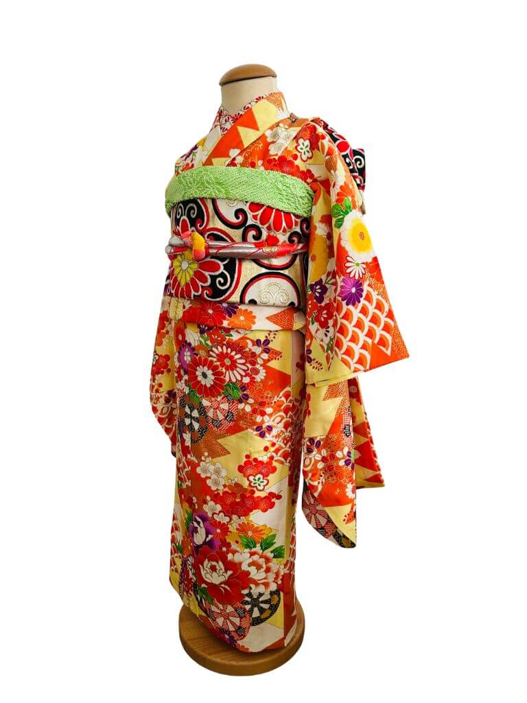 レトロきもの【七五三Girl女の子　7歳/5歳】　蜜柑色（みかんいろ）百花繚乱