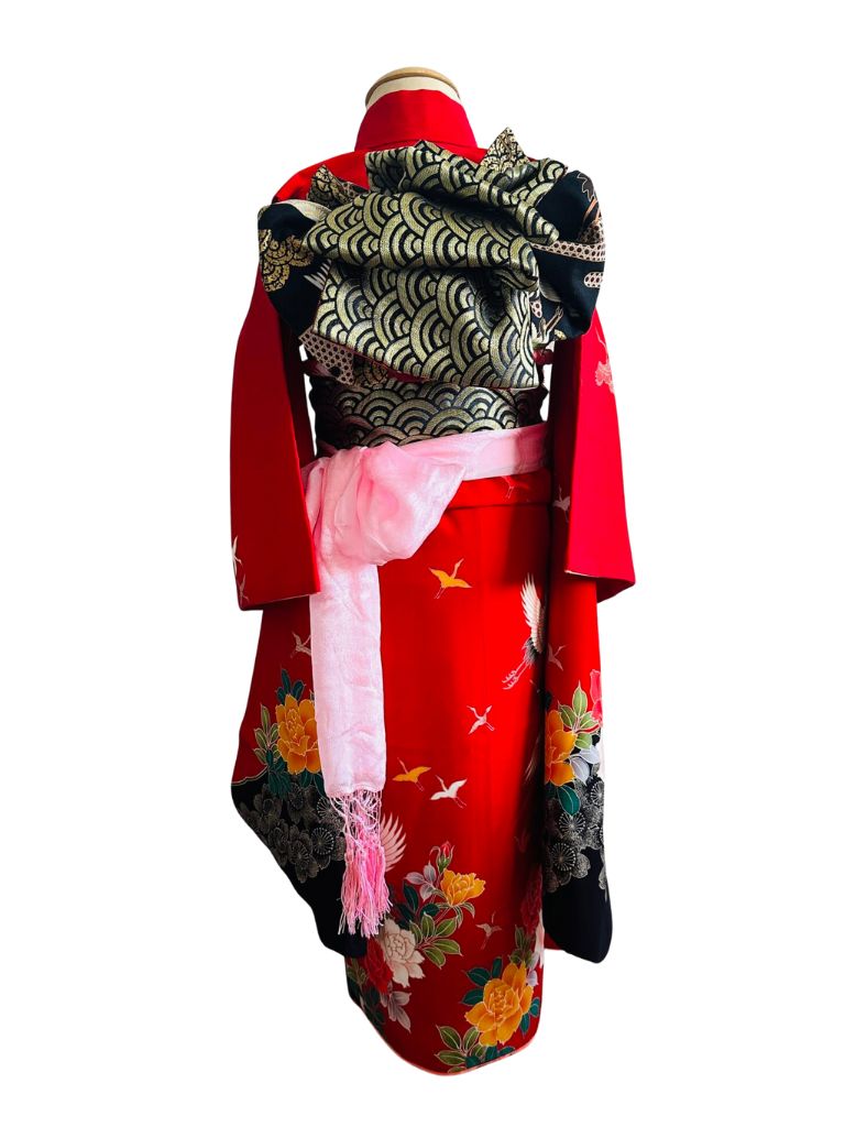 【七五三Girl女の子　7歳/5歳】　紅色（べにいろ）咲き誇る薔薇と夫婦鶴