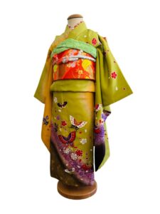 【七五三Girl女の子 7歳/5歳】 若苗色(わかなえいろ)桜吹雪に蝶