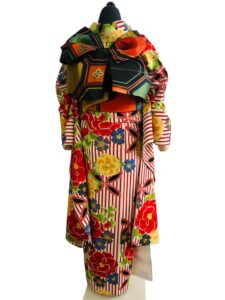 【振袖　FURISODE】紅白（こうはく）縦縞　芍薬Modern