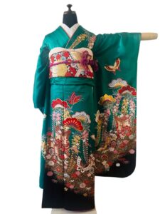 【正絹振袖　FURISODE】深緑（ふかみどり）絢爛の御所車と藤