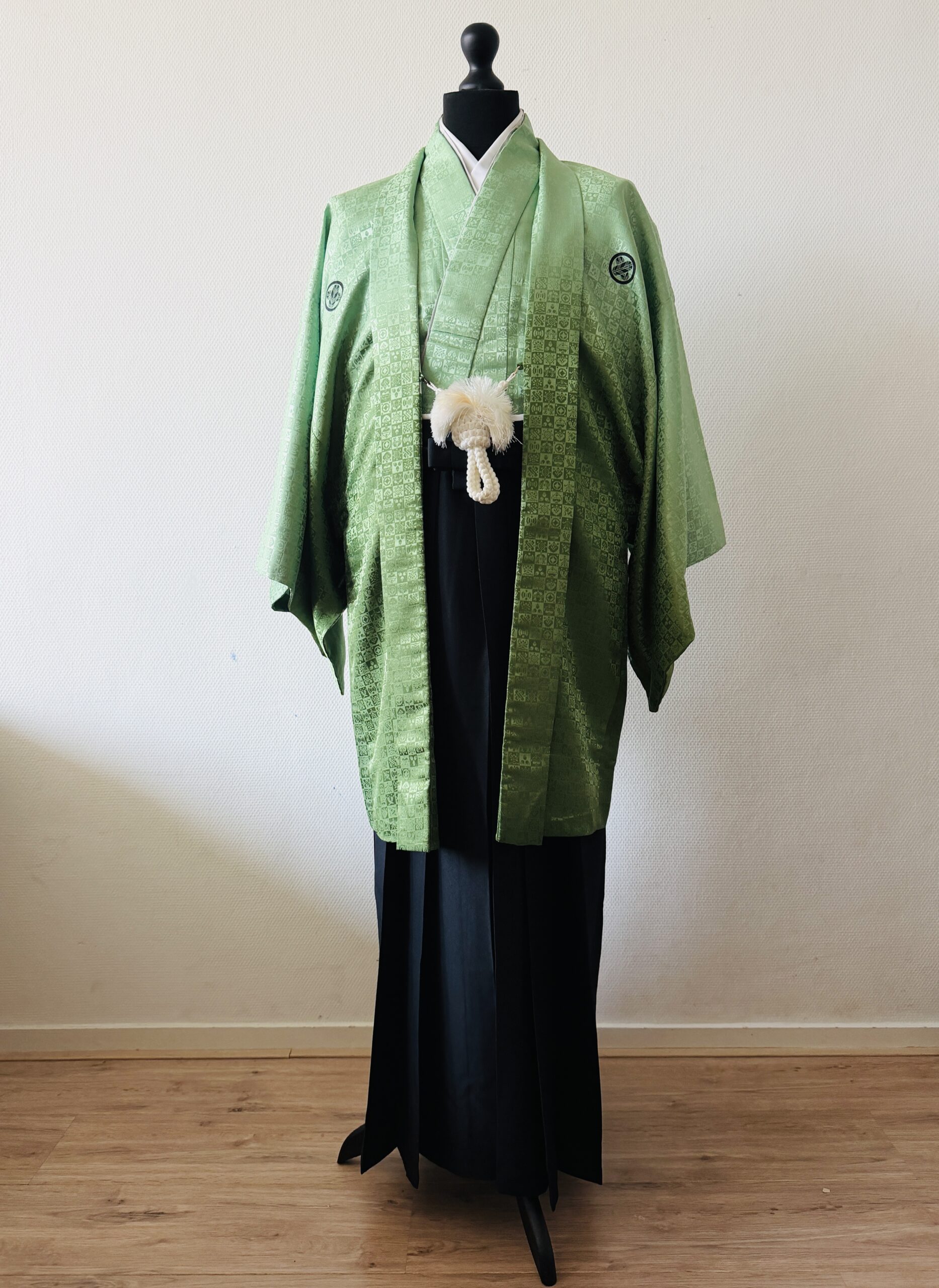 【男性紋付】緑ぼかし紋付・濡羽（ぬれば）色の袴