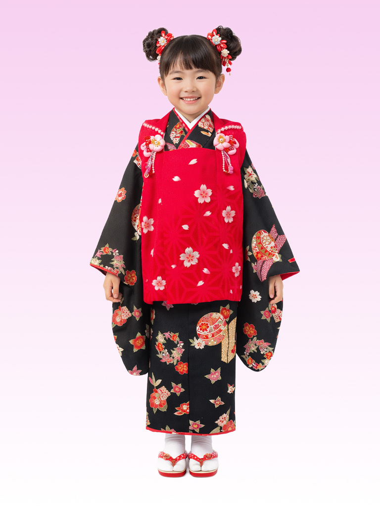 【七五三Girl女の子　3歳/5歳】
黒地に毬と羽子板　吉祥柄尽くし
被布　紅に桜麻の葉