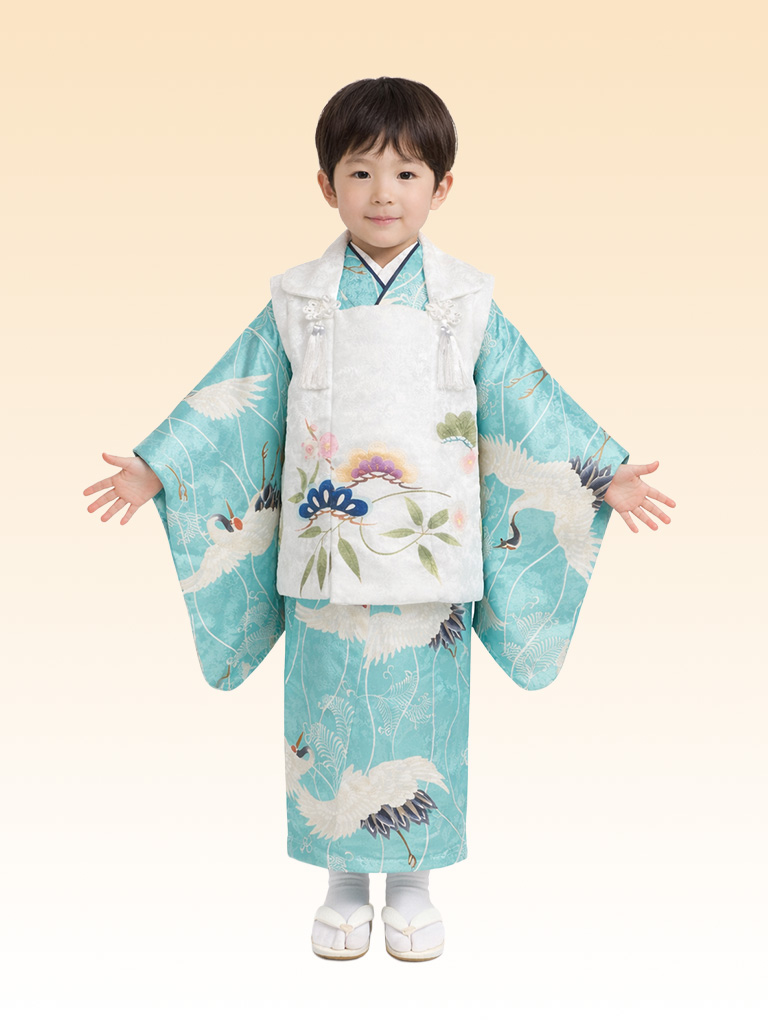 【七五三 3歳】 パステルブルーの蒼天に飛翔する鶴